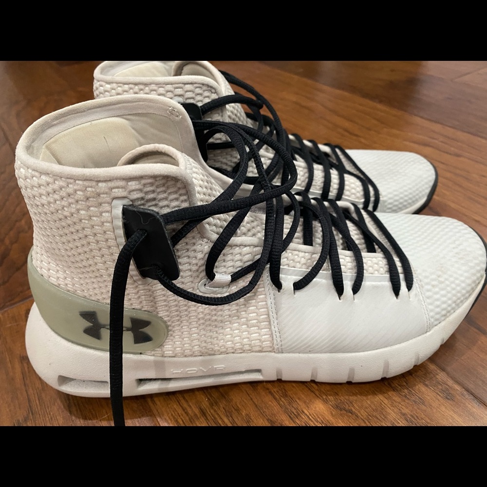 Under Armor mens shoes
